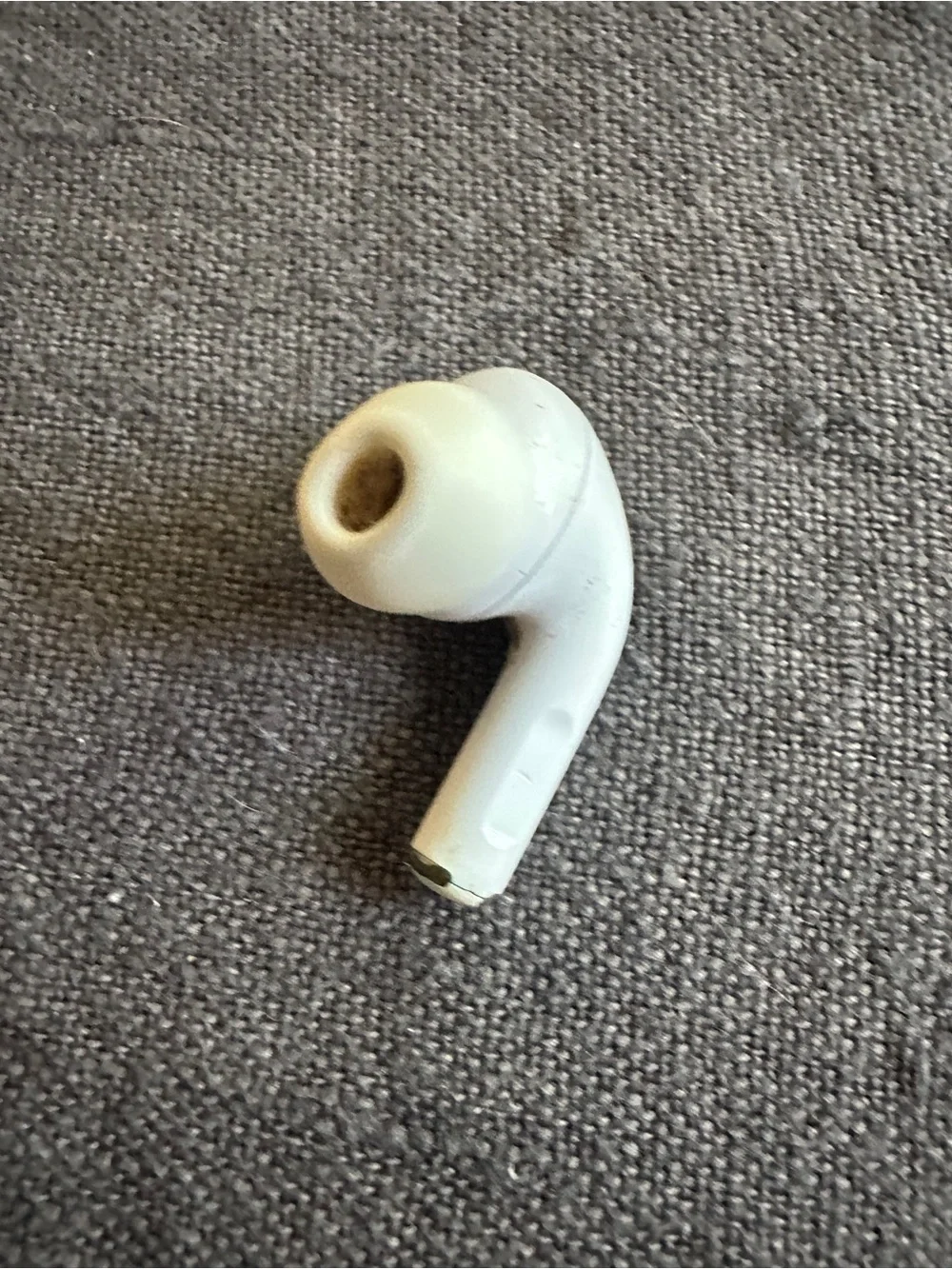 Left Replacement AirPod - AirPods Pro (2nd Generation) - Limited Usage